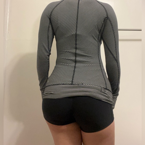 Lululemon Top - Picture 3 of 5